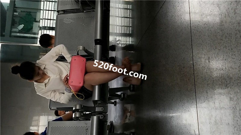 G2320��Ů������ϧ�Ķ���չ[00_01_46][20170407-205335-7].JPG