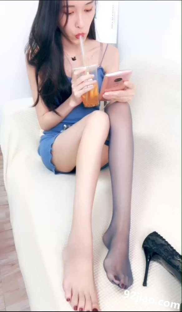 Y292�㶫����Ů��20180505.mp4_021558.333.jpg
