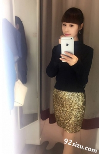 �����ⷿ����Ů�ڲɶ����ϰ࣬���໹ͦ��