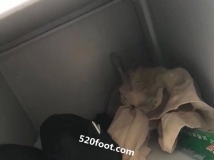 ������Ů��Ա���ڸ����ҵĸ߸�����˿������һ˫����ζ������