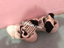 ���ں�����Ů�ĳ����ӻ���ûϴ����˿Ĩ��ζ��