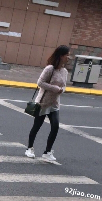 ���溹���ٸ�С��Ь