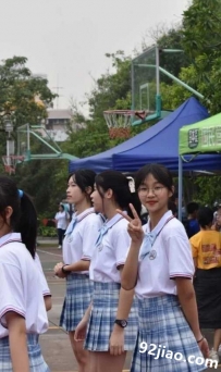 ��Ͷ�塿¥��Ů����С��Ь���࣬�����磬���������ȥ��һ��