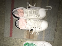 �����Ӹ��������ߵ����Ⱦ�ͷ��¥�µ����Ӱ����ӷ�Ь����